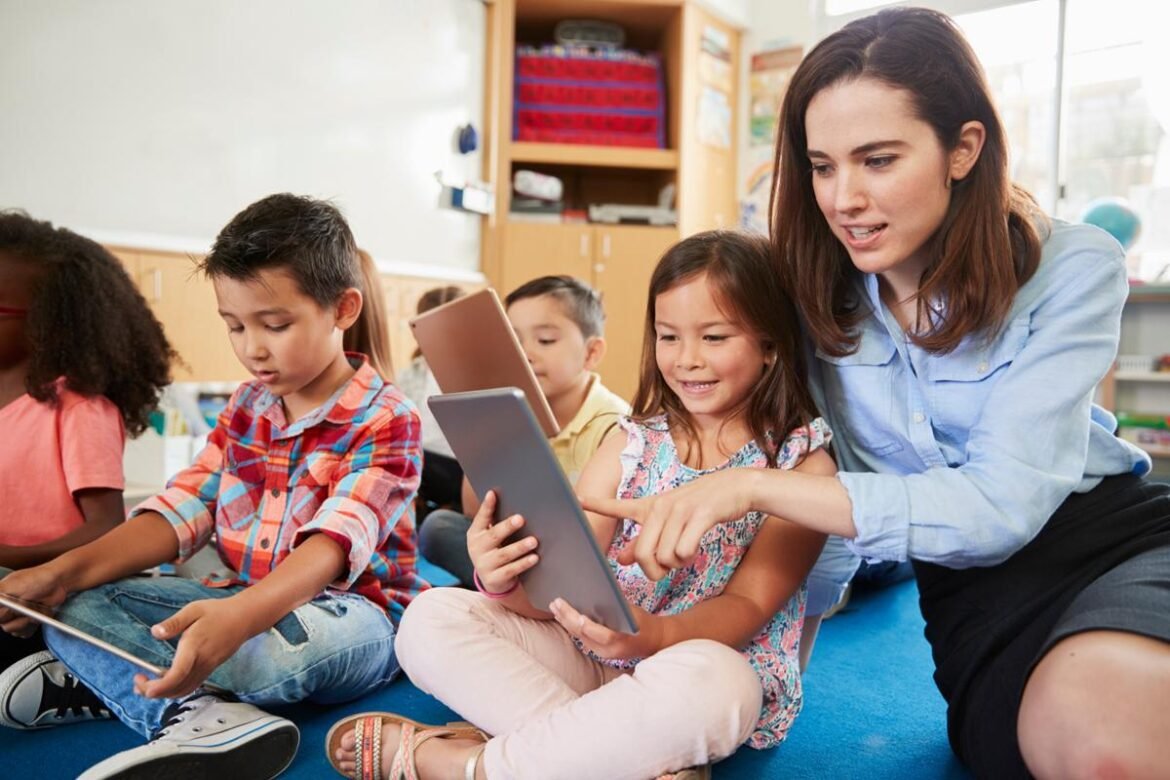 Best Blogs for Elementary Teachers: Top Resources for Classroom Success